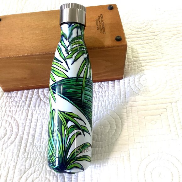 SWell Stainless Steel Insulated Water Bottle Palm Leaf Print 17 Oz - Picture 1 of 8